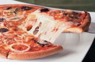 Pizza ‘tres quesos’
